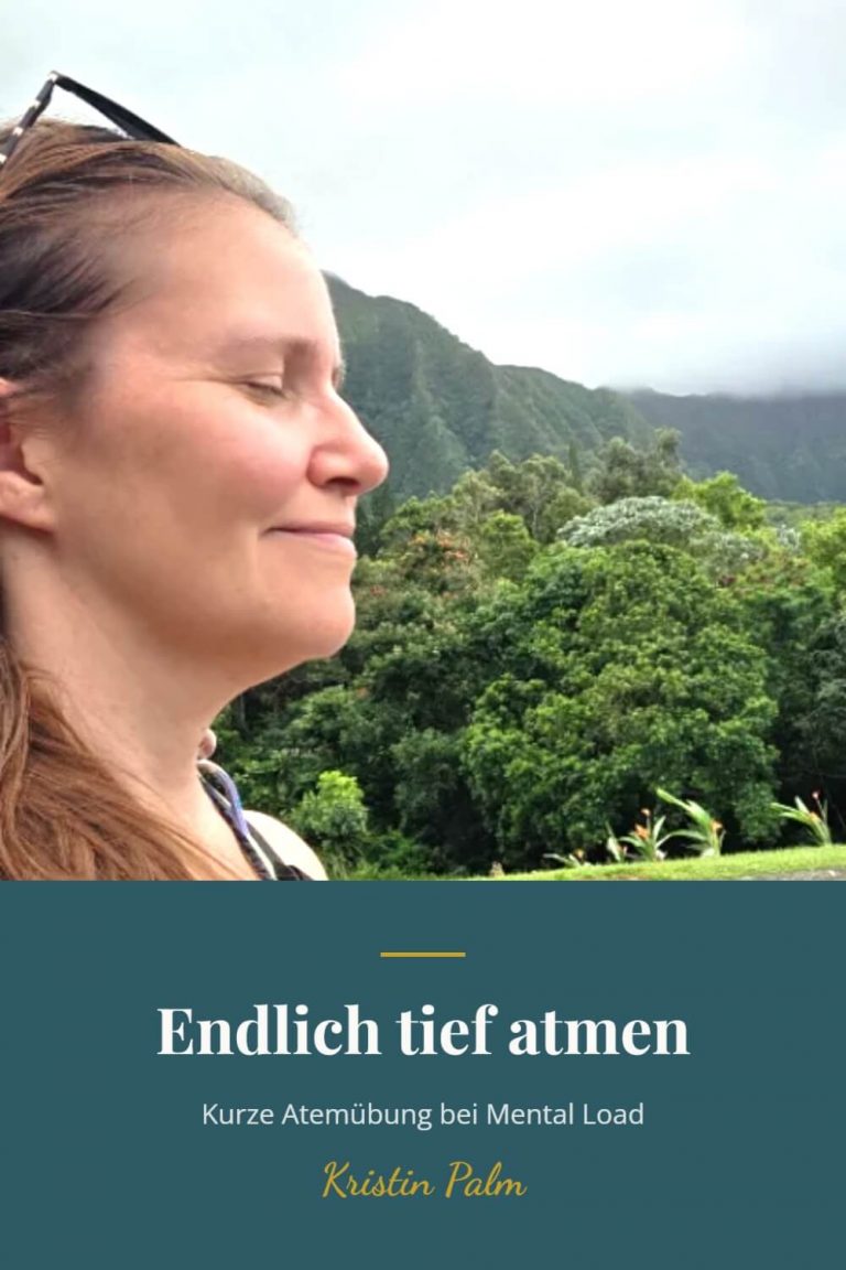 Kristin Palm blickt ruhig in die Kamera, Symbolbild für das Erkennen von Mental Load.