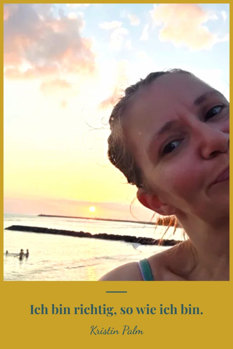 Kristin Palm mit geschlossenen Augen, Text Affirmationen für Selbstliebe