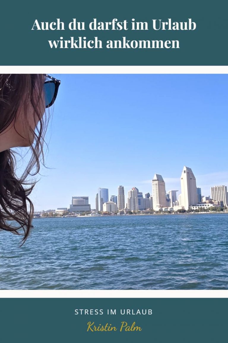 Kristin Palm am Strand, Text zum Thema Stress im Urlaub